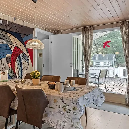 Karlotta - 2-2km From The Sea By Interhome
